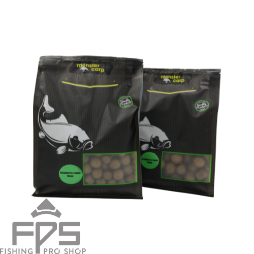 MONSTER CARP BOILIES - STRAWBERRY & SQUID